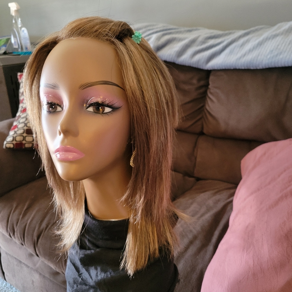 Hunter HT By Tony Of Beverly Wigs In The Color Bamboo! 100% Handtied Luxury Wig! - Picture 7 of 13